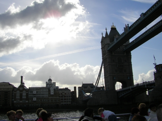 London Tower und Tower Bridge 2006-10-13 14-23-21